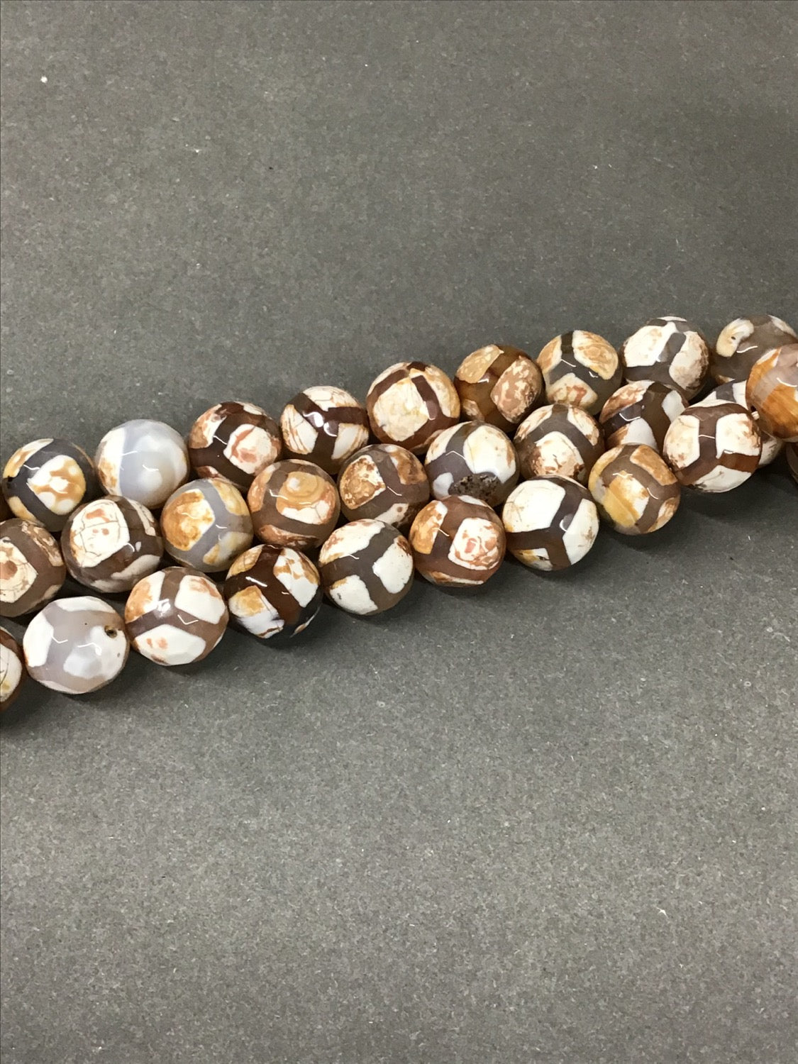 10mm High Quality Tibetan Brown Sort Stand 11653