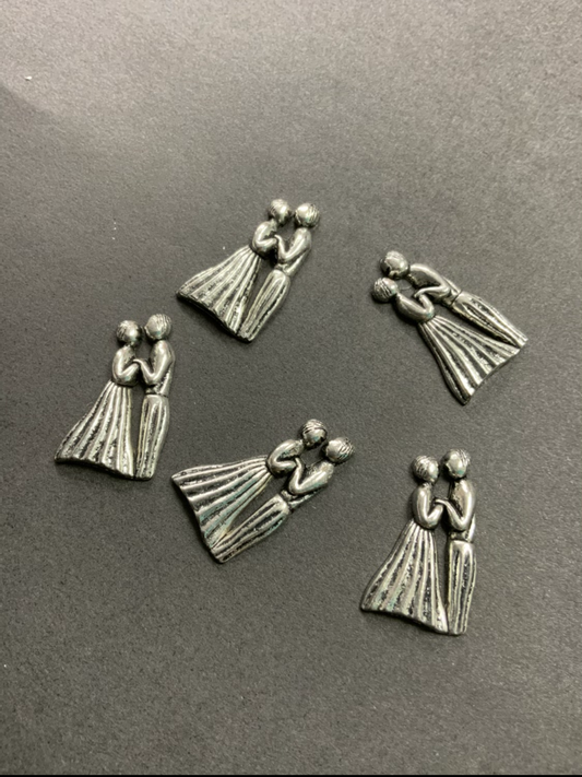 26mm Couple Dancing Qty 5