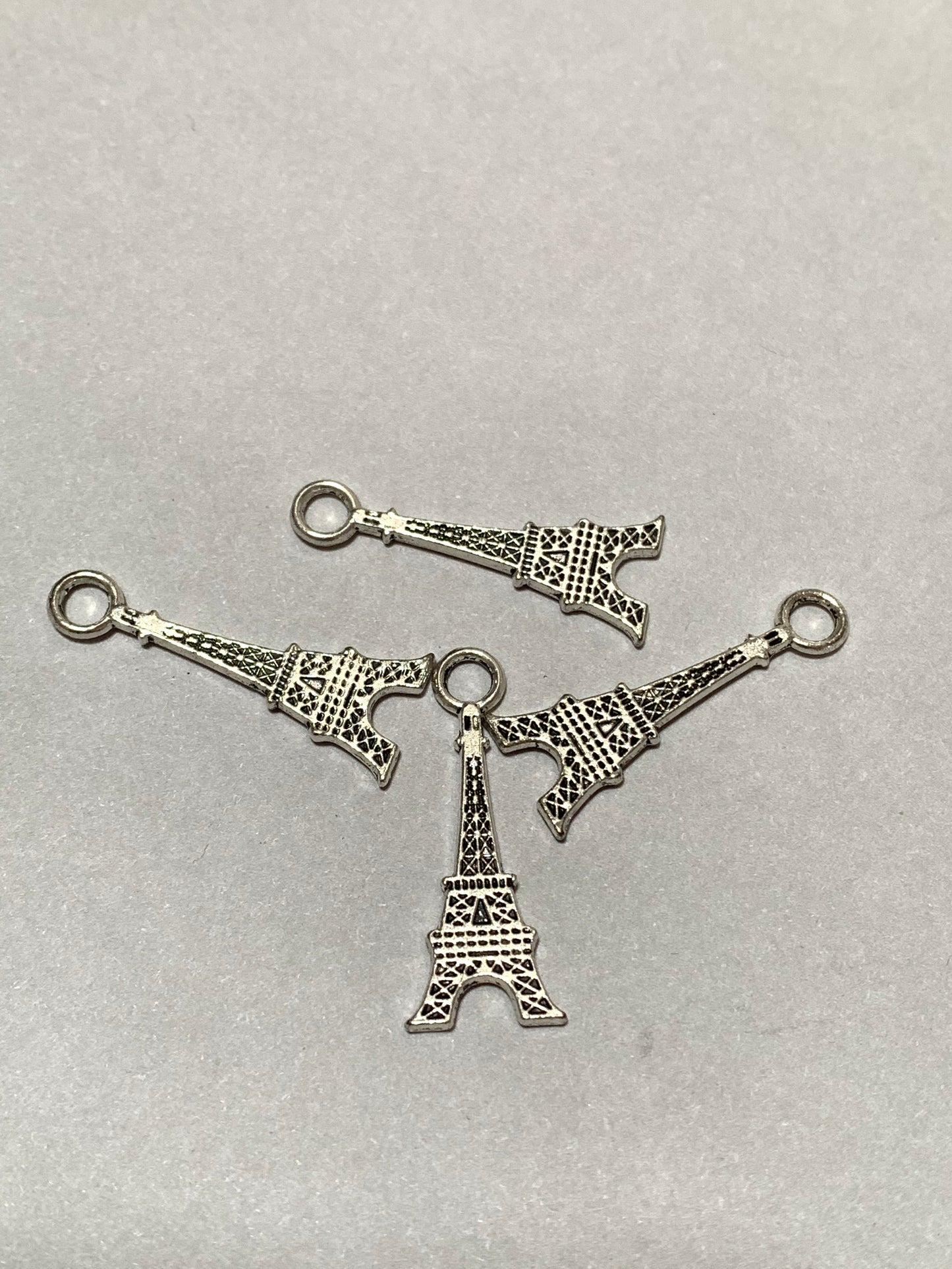 Eiffel Tower Charm Silver Qty 4 / Torre Eiffel