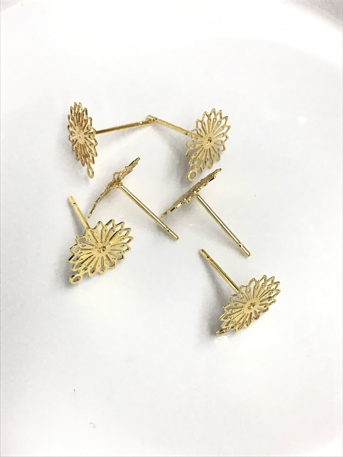 10mm Flower Post 1 pair -20560