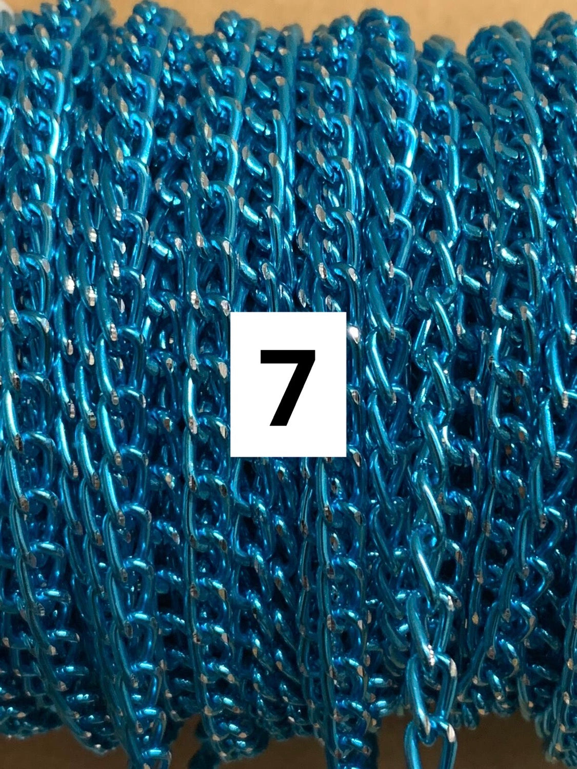 Different acolors Chain aluminum 1 yard 20022