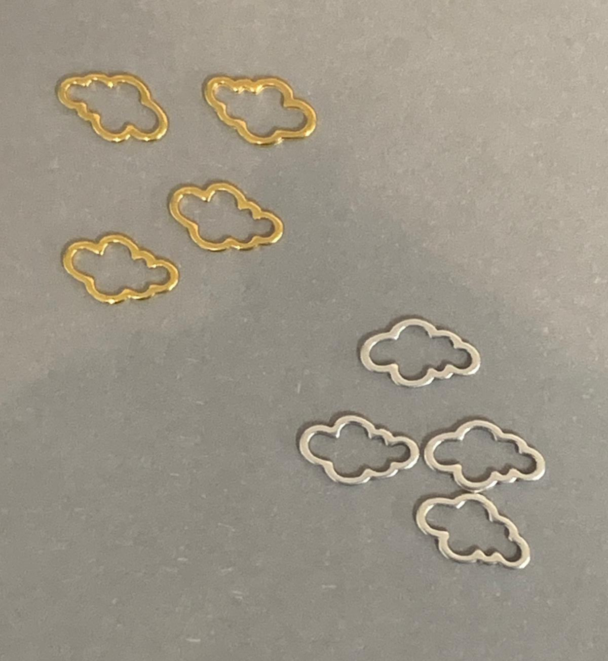 15x9mm Cloud Qty 4 / Nube- 20432/20437