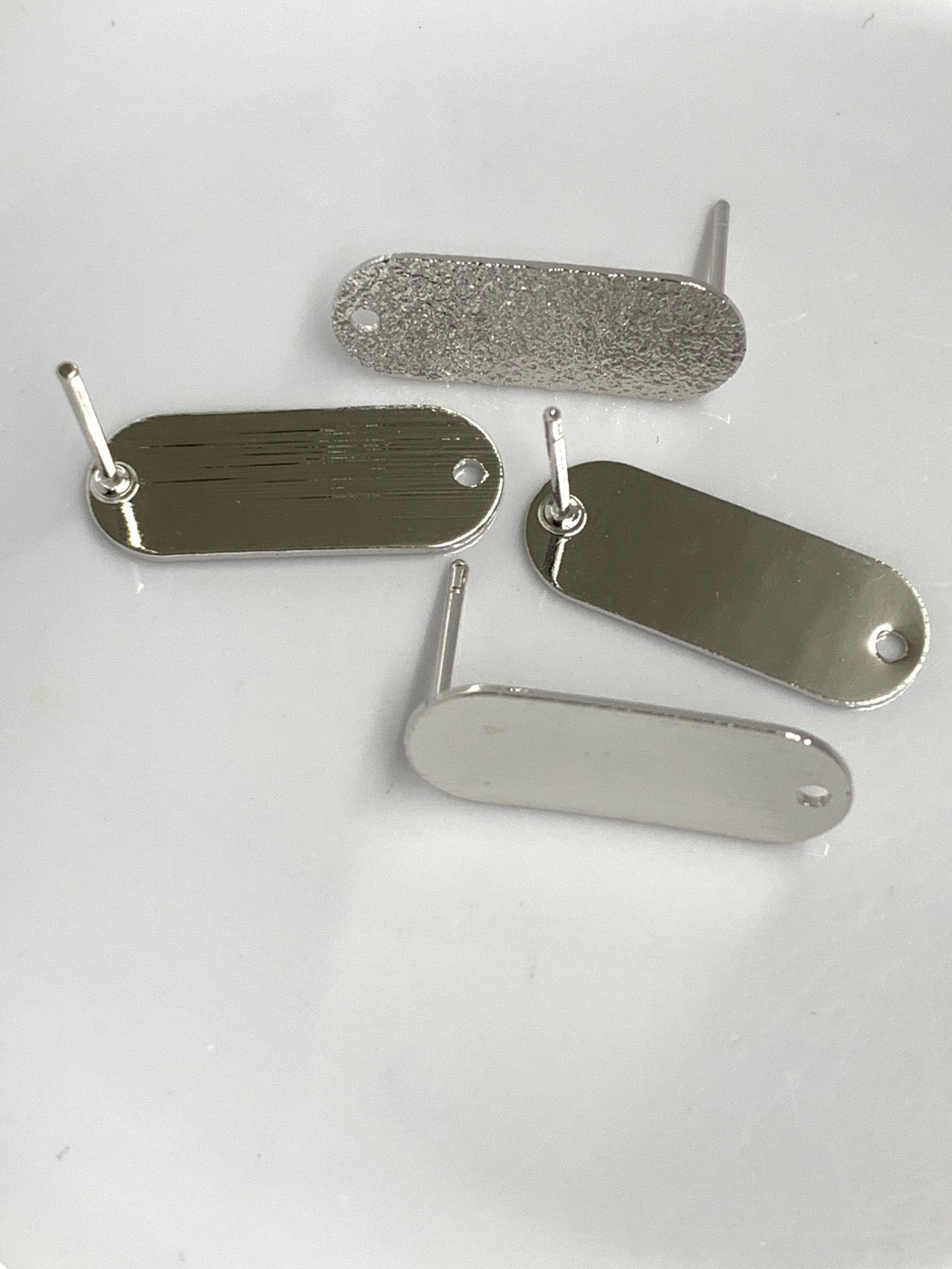 21x8mm Oval Silver post 1 pair / ovalada 1 par 20527
