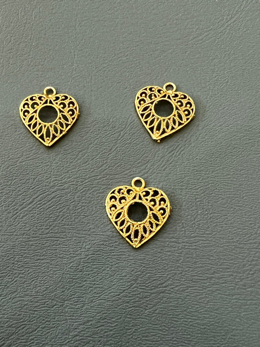 23mm Flower Heart GC Qty1- 25463