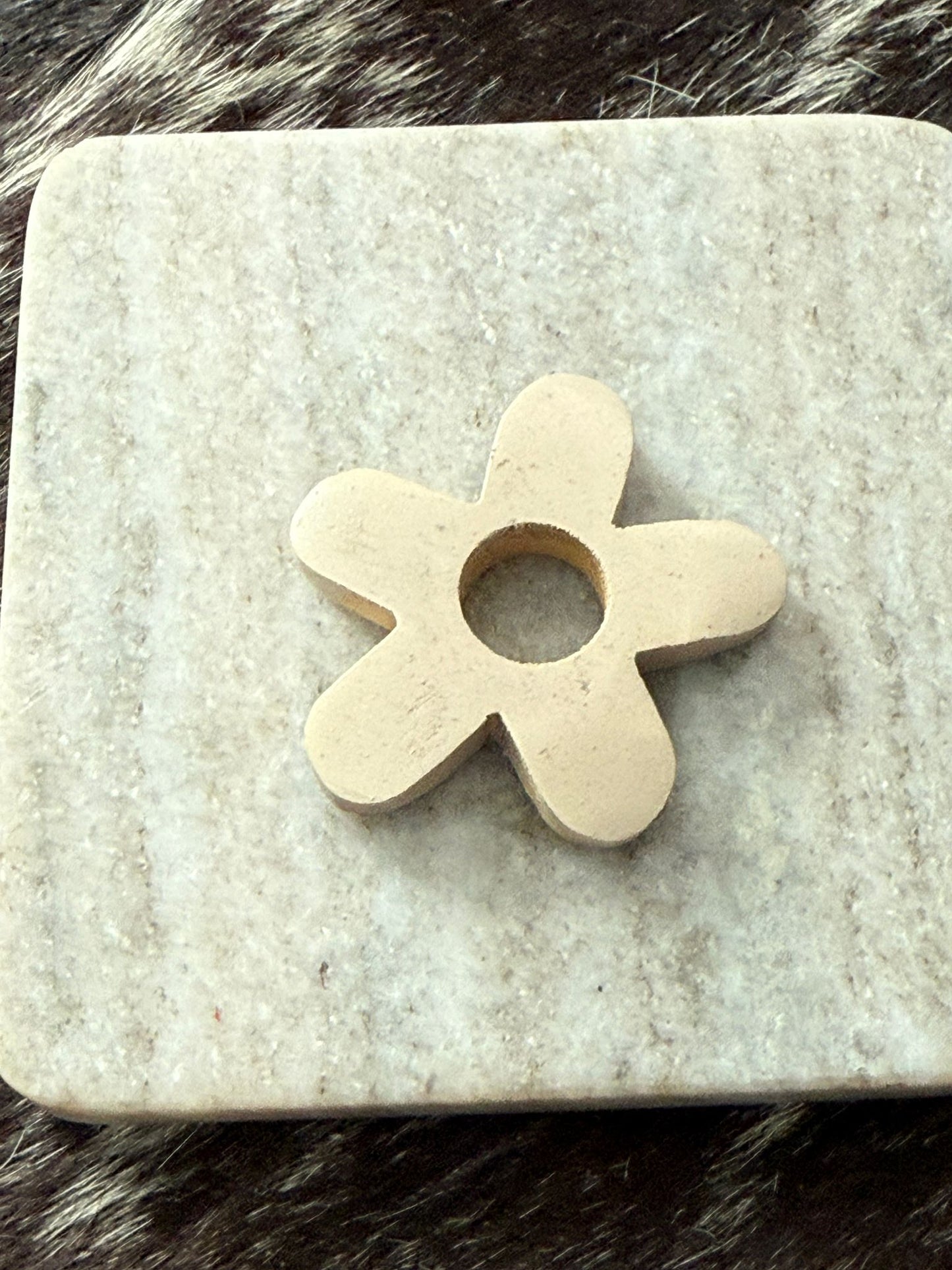 45mm Wooden Flower (29740)