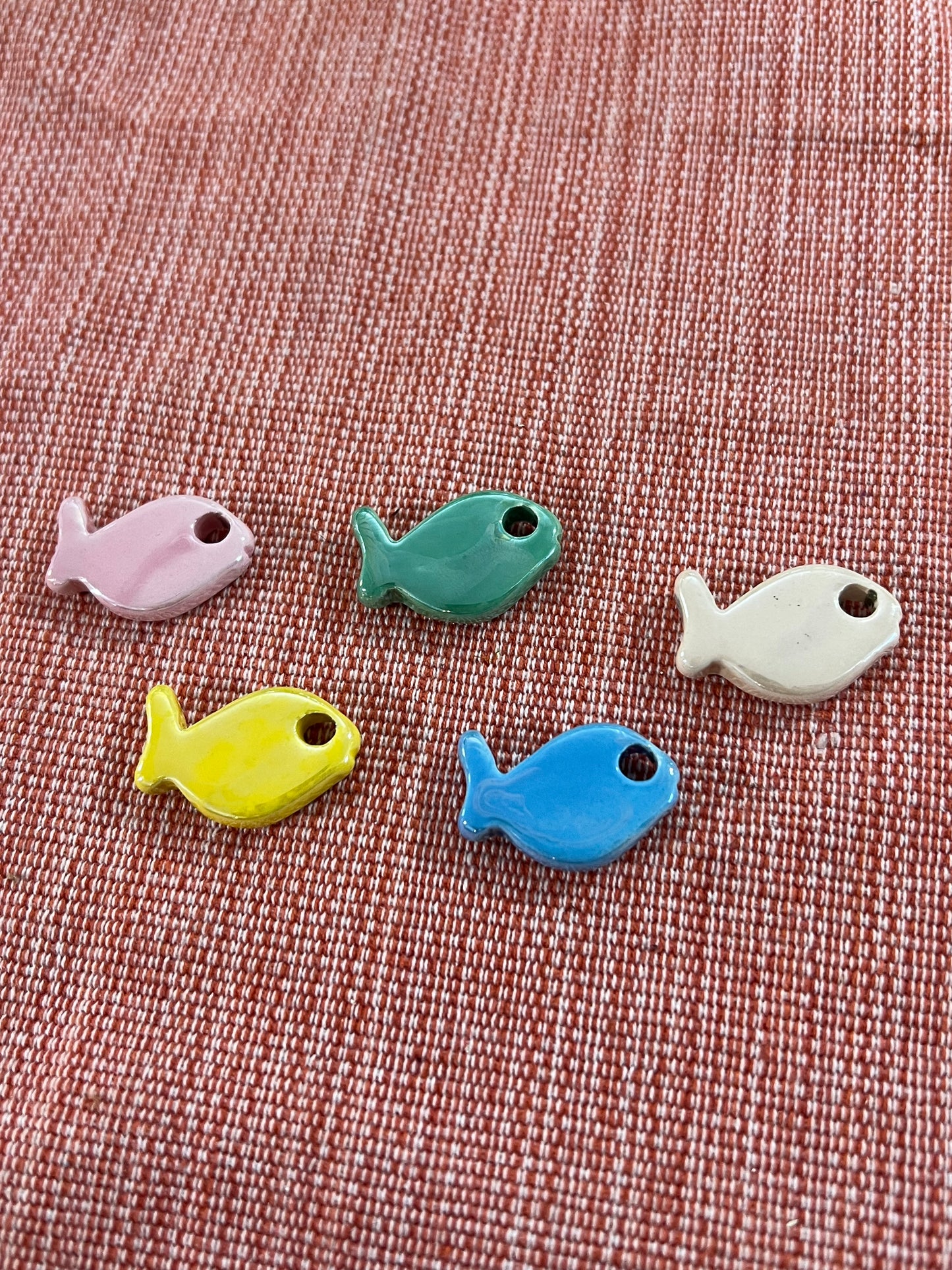 Approx 28mm Enamel Ceramic Fish 27961
