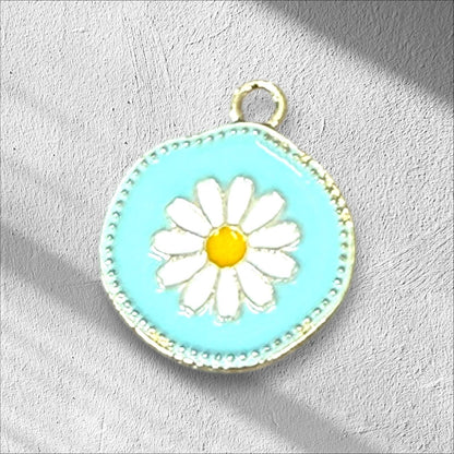 20mm Enamel Daisy Pendant (29399)