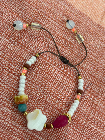 Taller: Pulsera con hoja en macramé (cierre)