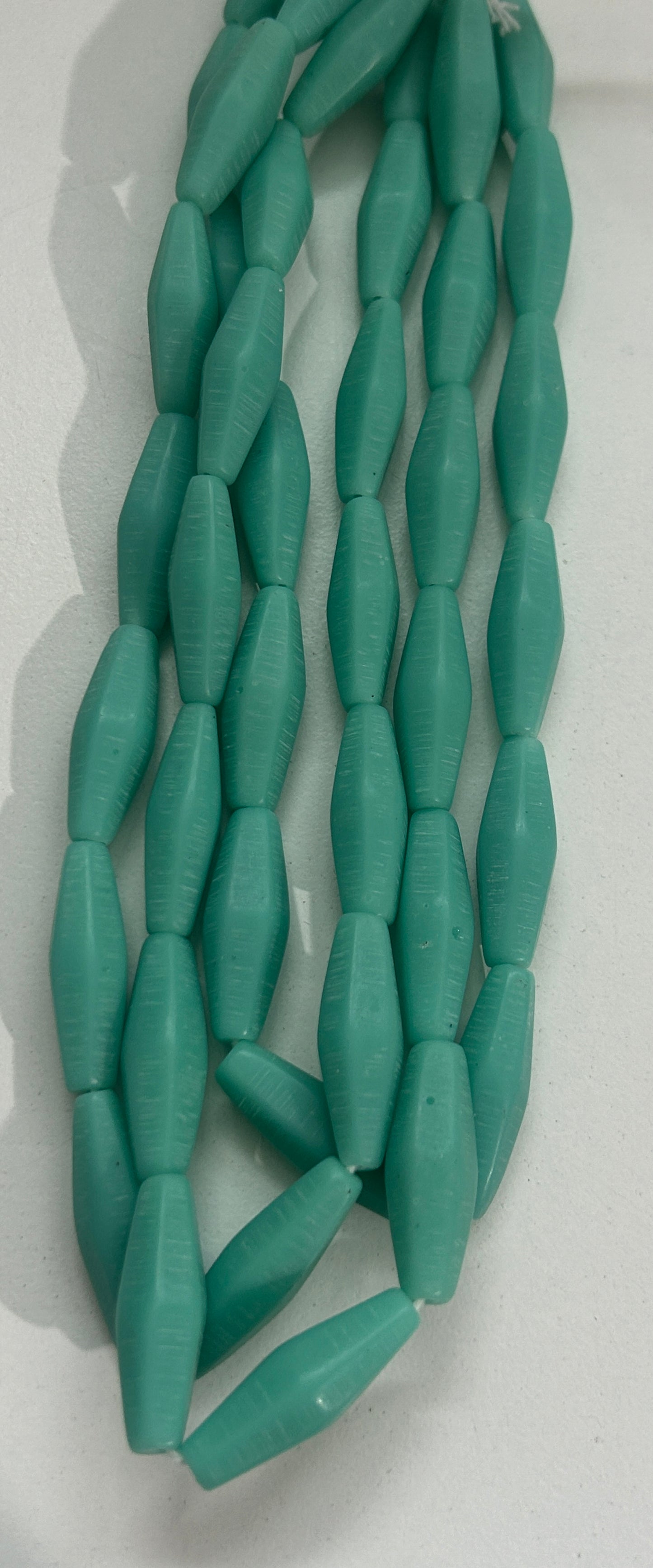 10x30mm Long Bicone Resin  31158