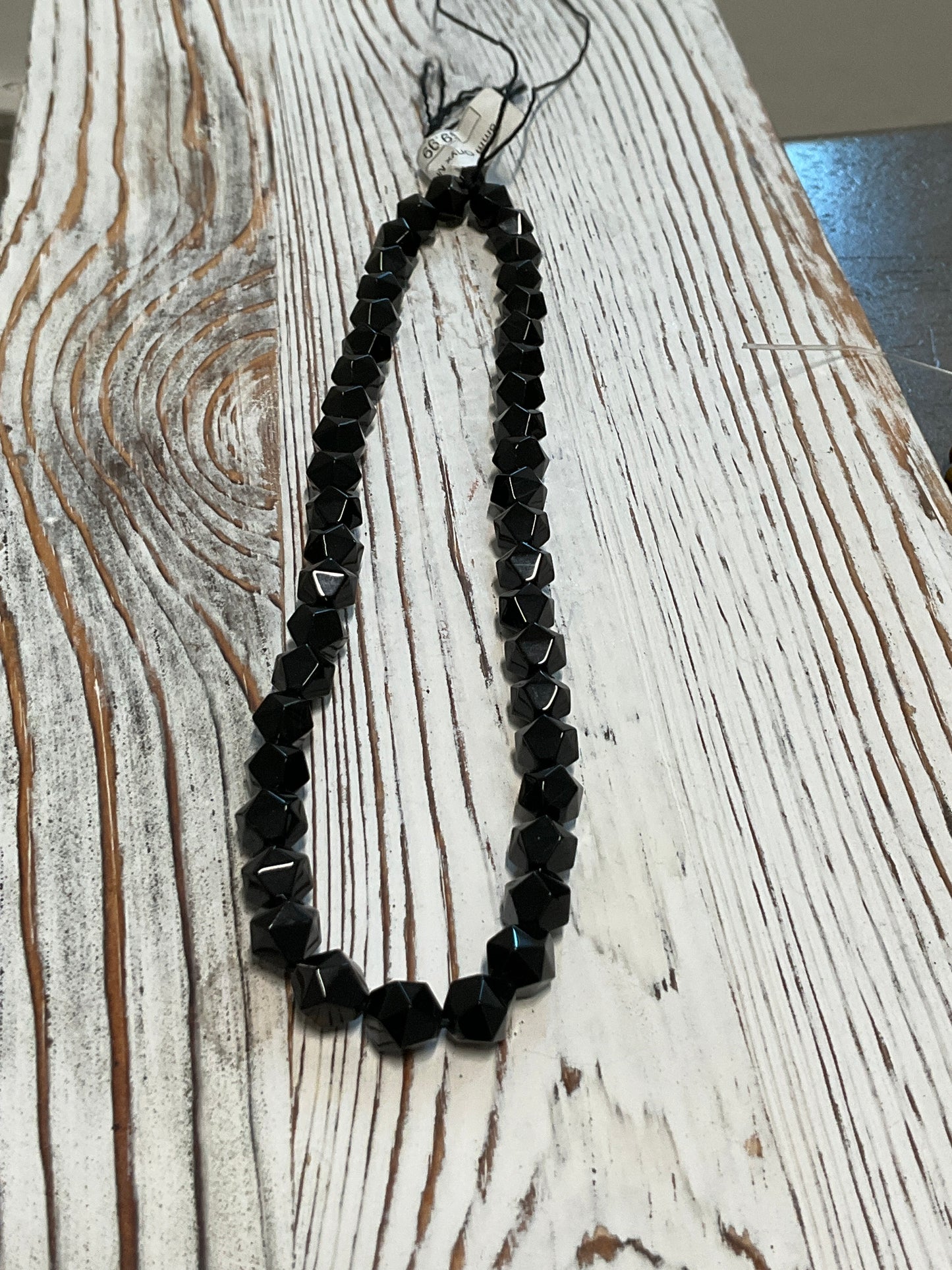 8mm onyx multicut black 21624 15 inch strand