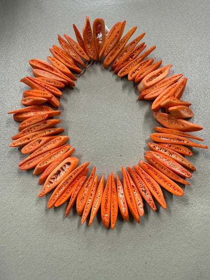 Irregular Shape & Size Spike Strand (30109)