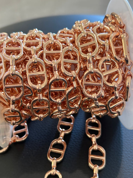 14k Rose gold oval chain. (SBM)