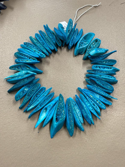 Irregular Shape & Size Spike Strand (30109)