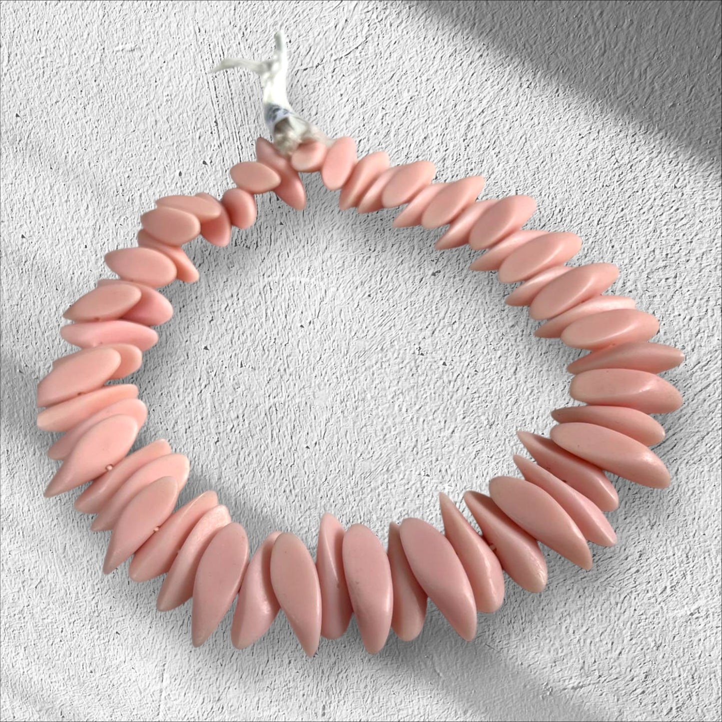 Irregular Resin Dagger Strand (29920)