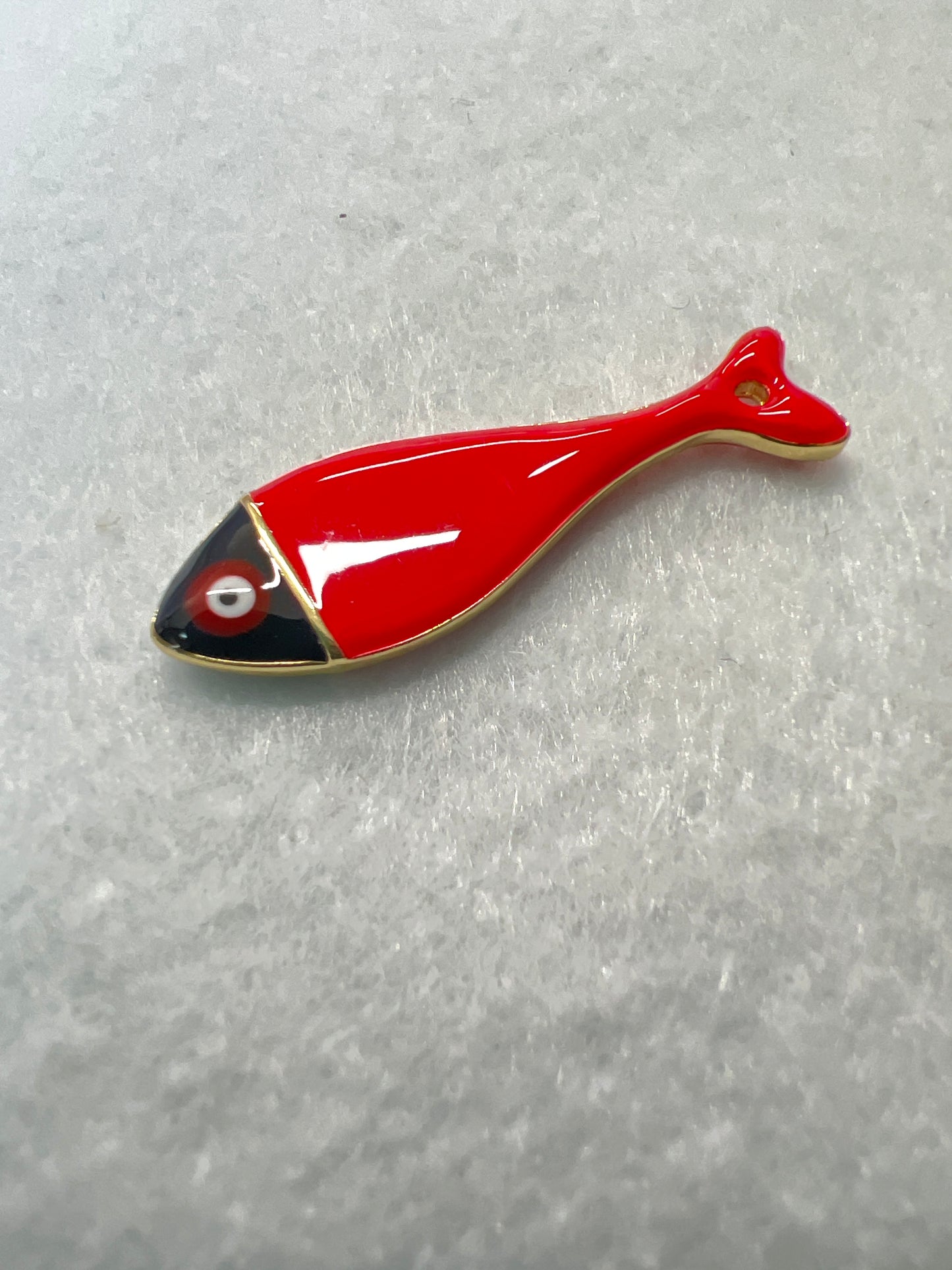 35x11mm Enamel Fish (29770)