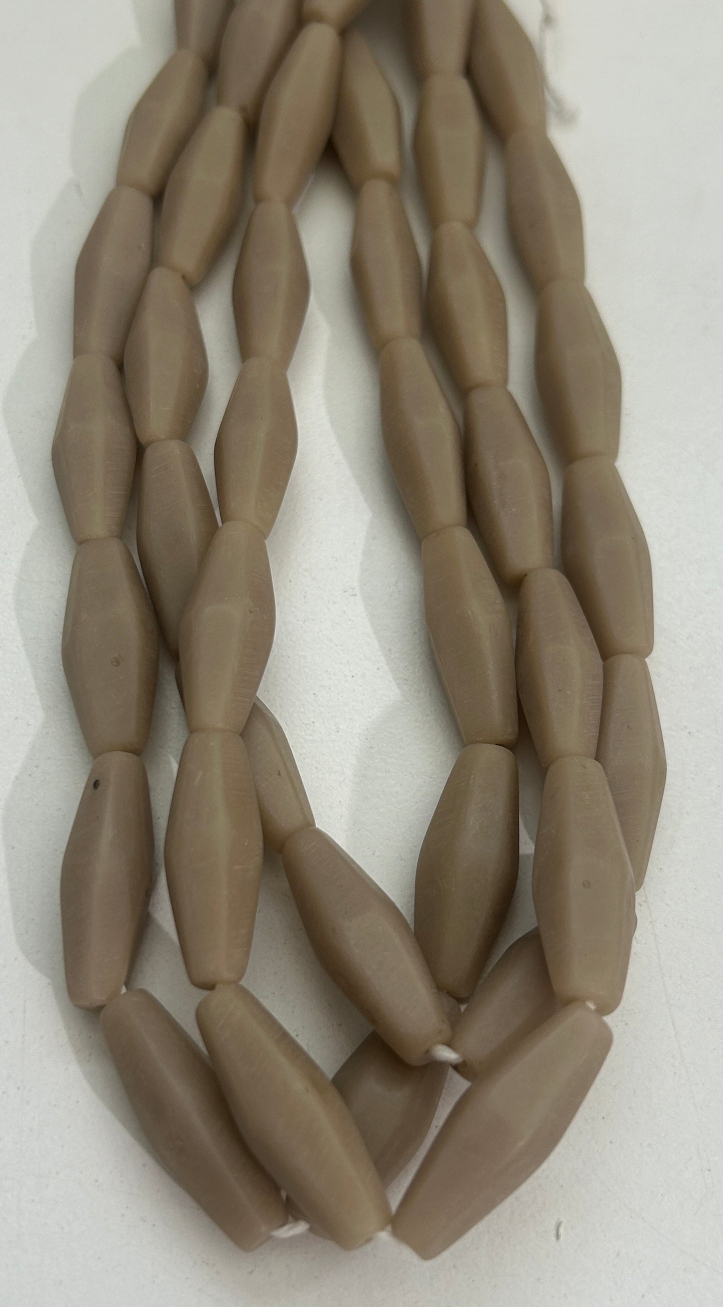 10x30mm Long Bicone Resin  31158