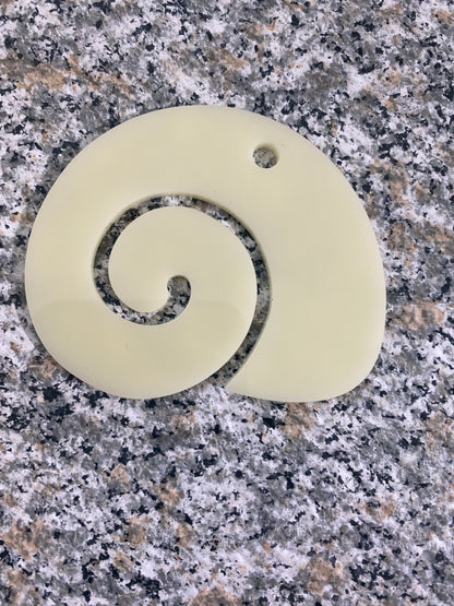 67mm Acrylic Snail Dif. Colors 31175