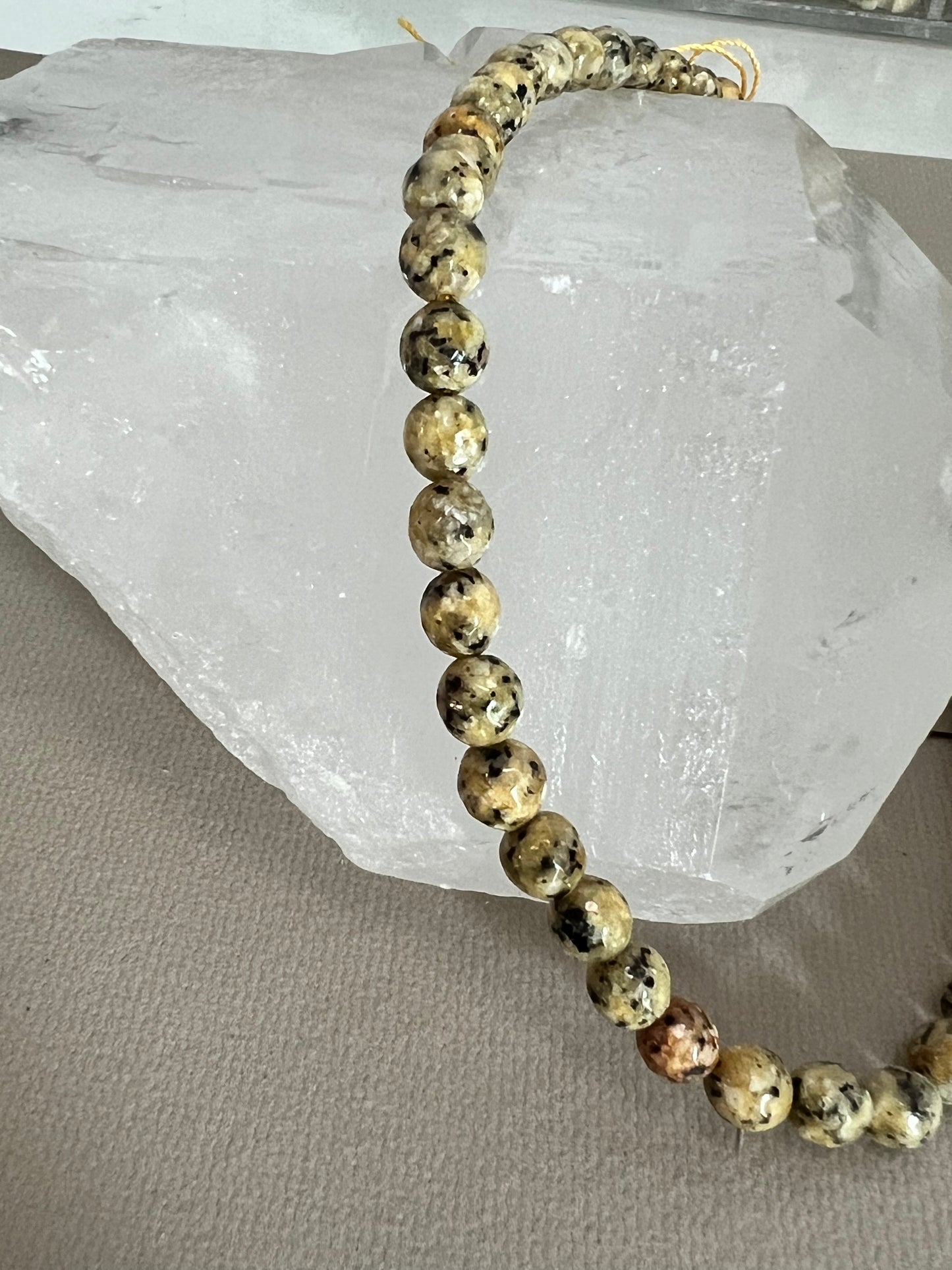 8mm Faceted Agate (22190)