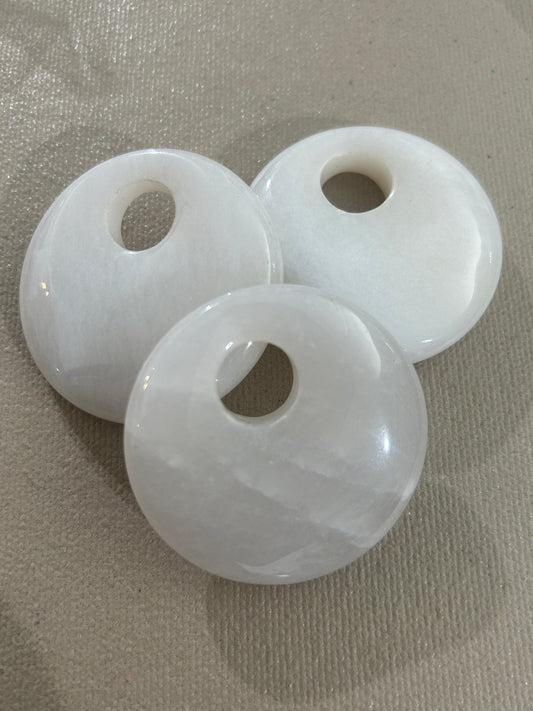 50mm Selenite Stone Pendant 31162