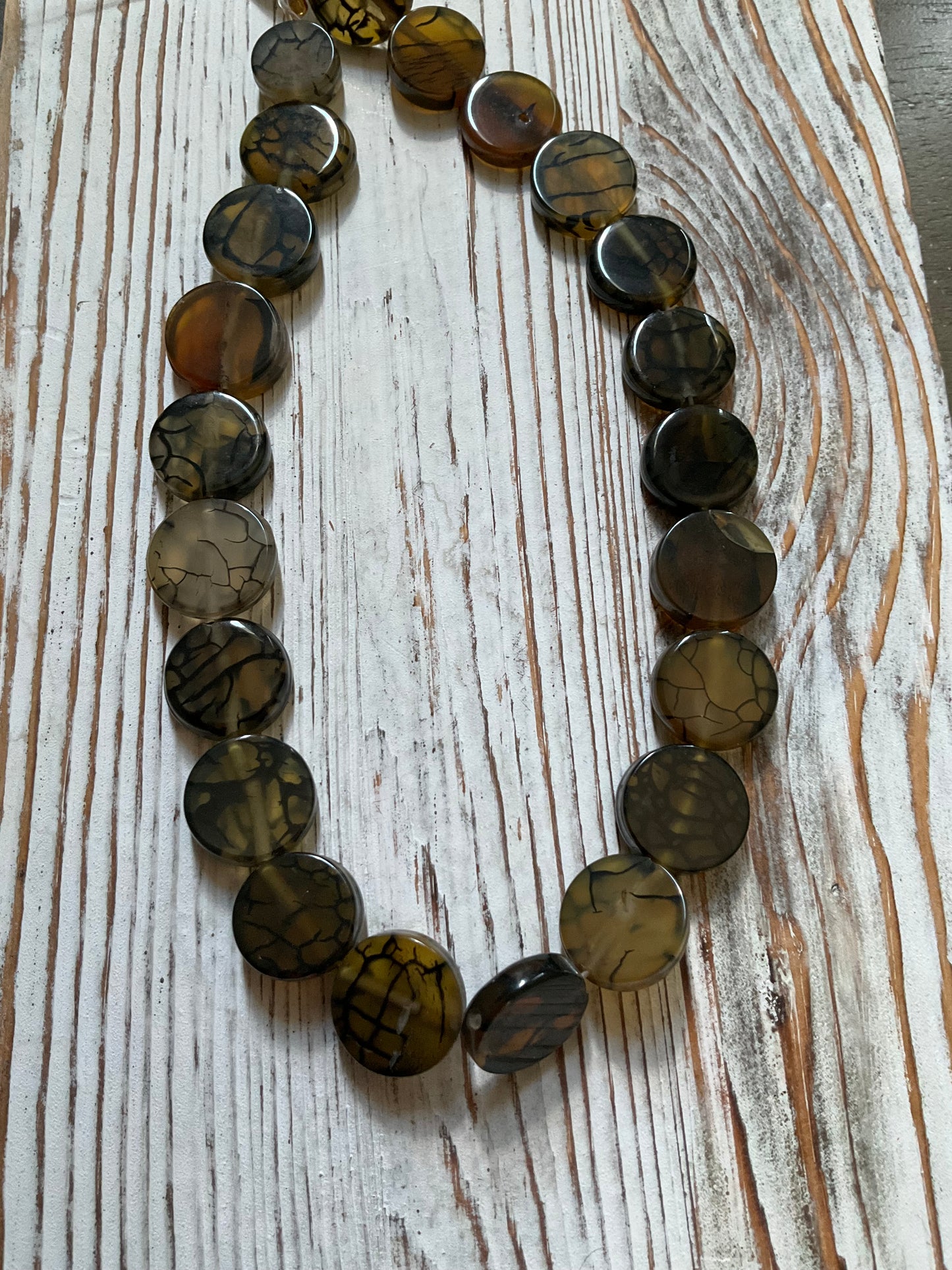 Irregular Round Coin Agate Strand (28395)