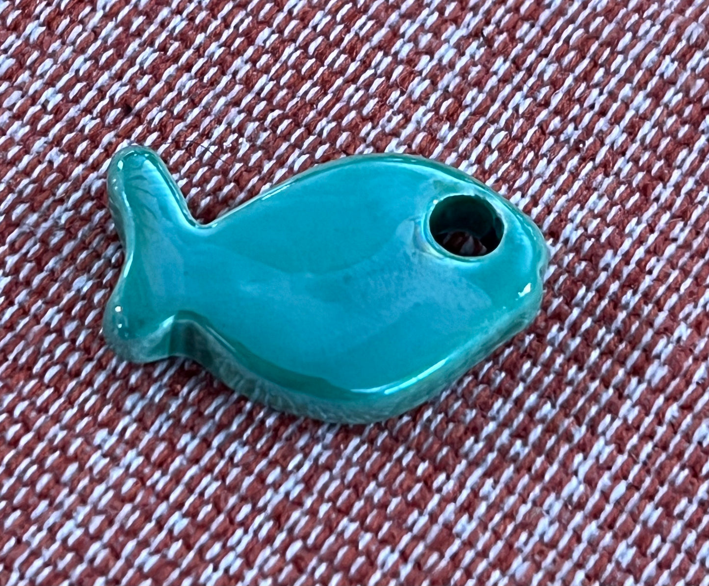 Approx 28mm Enamel Ceramic Fish 27961