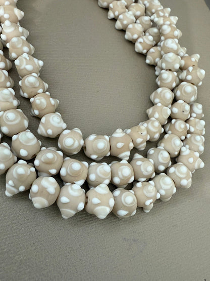 Solid Color White Dotted lampwork Strand l(30160)