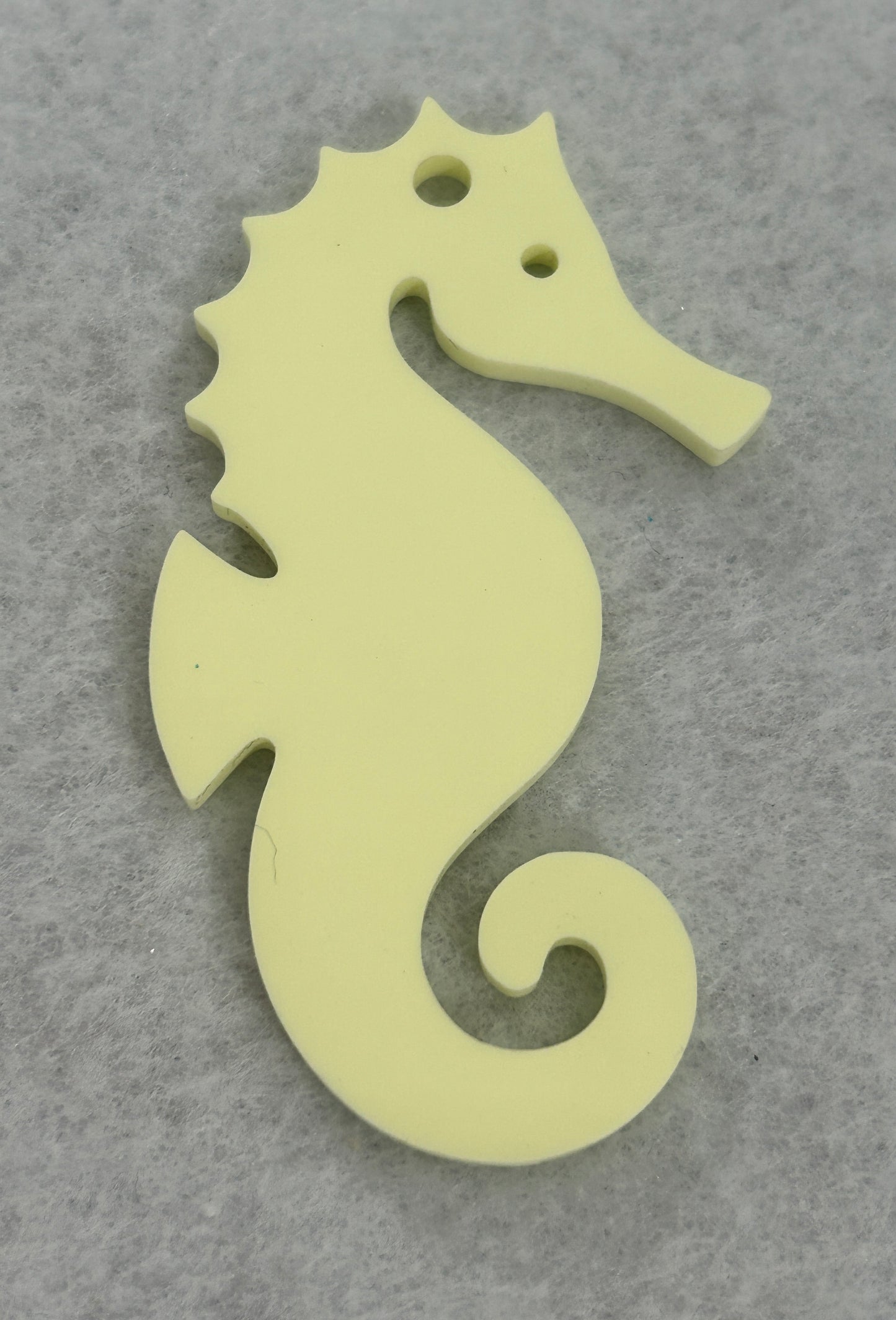 74mm Acrylic SeaHorse Dif.Colors