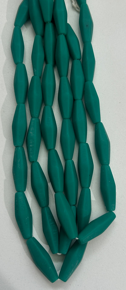 10x30mm Long Bicone Resin  31158
