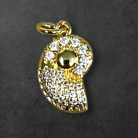 18mm Zirc Shell Pendant (29633)