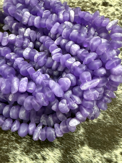 Irregular Resin Chips (27913)