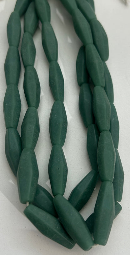10x30mm Long Bicone Resin  31158