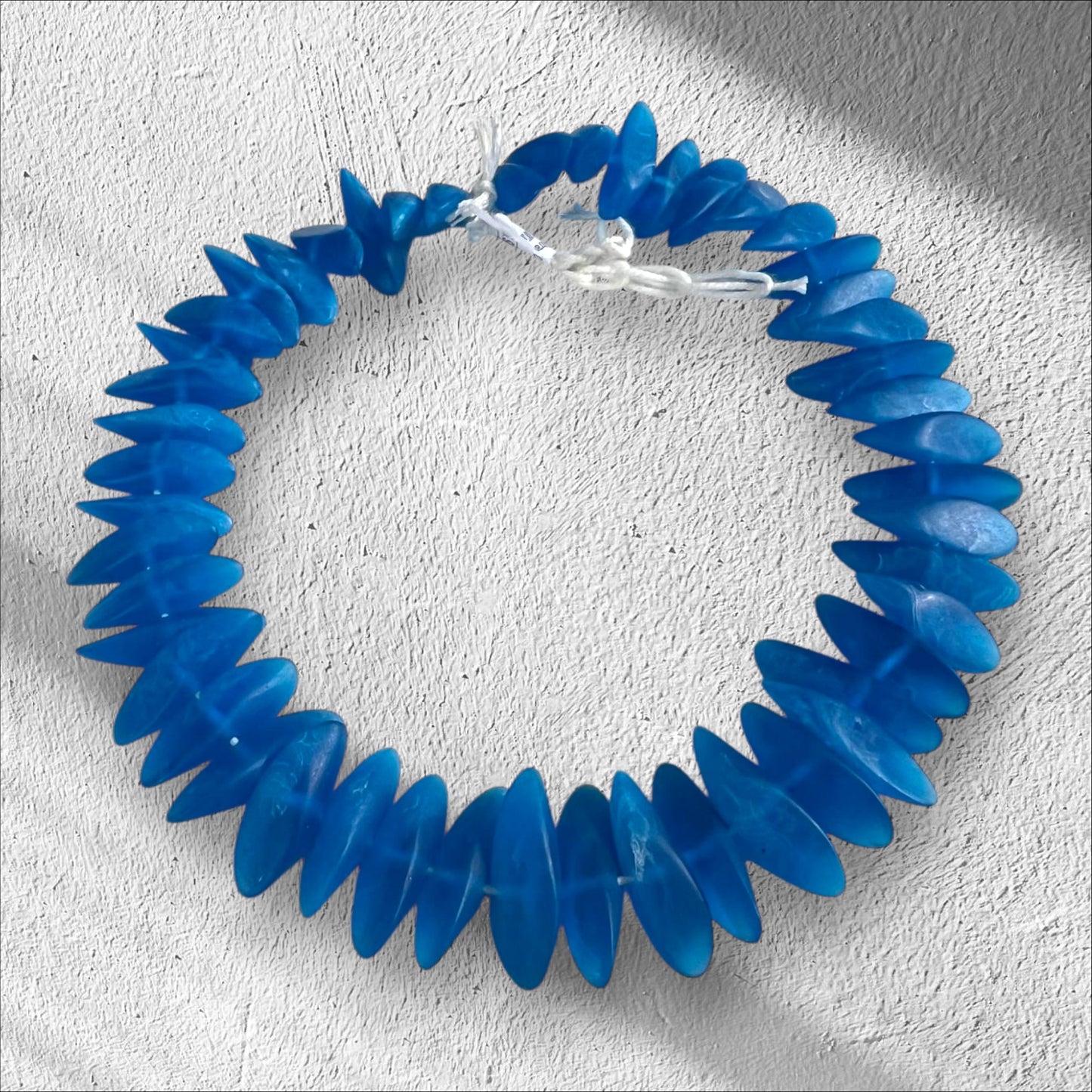 Irregular Resin Dagger Strand (29920)