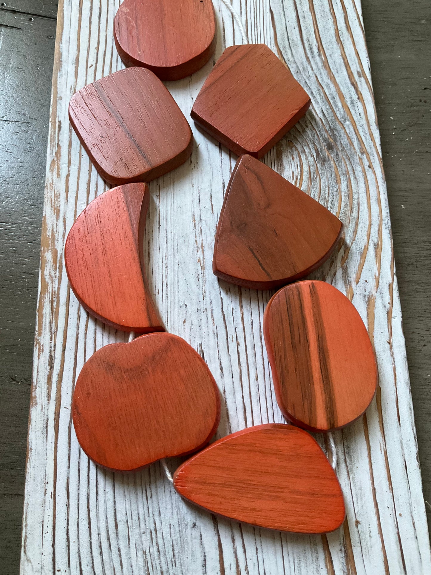 Mixed Shape TKW Wood (27928)