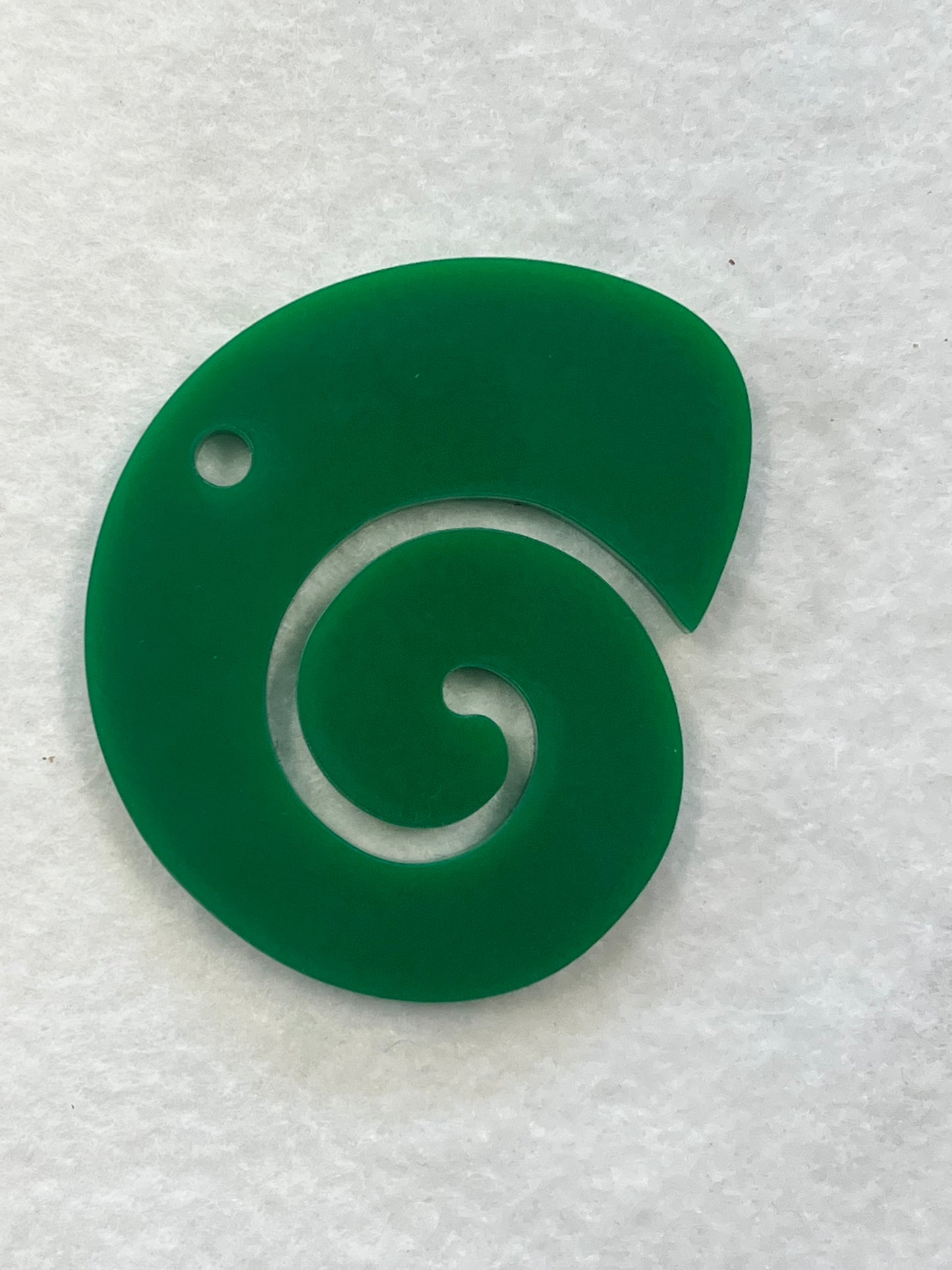 67mm Acrylic Snail Dif. Colors 31175