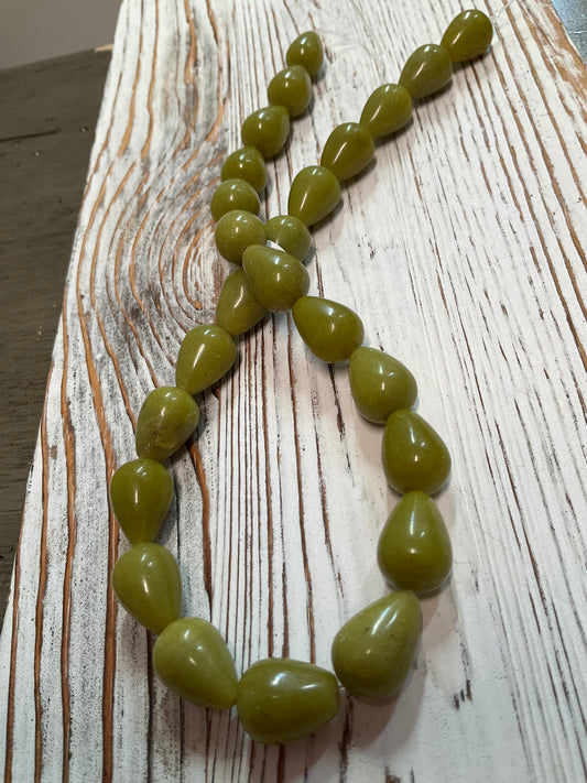 16mm Drop Jade Strand (27254)