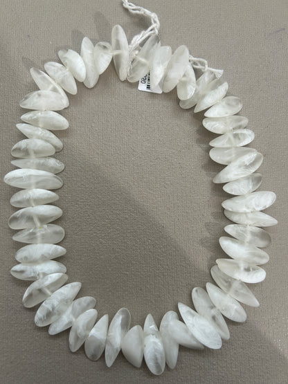Irregular Resin Dagger Strand (29920)