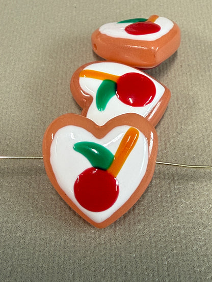 25x25mm Lampwork Fruit Heart (29129)