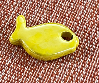 Approx 28mm Enamel Ceramic Fish 27961