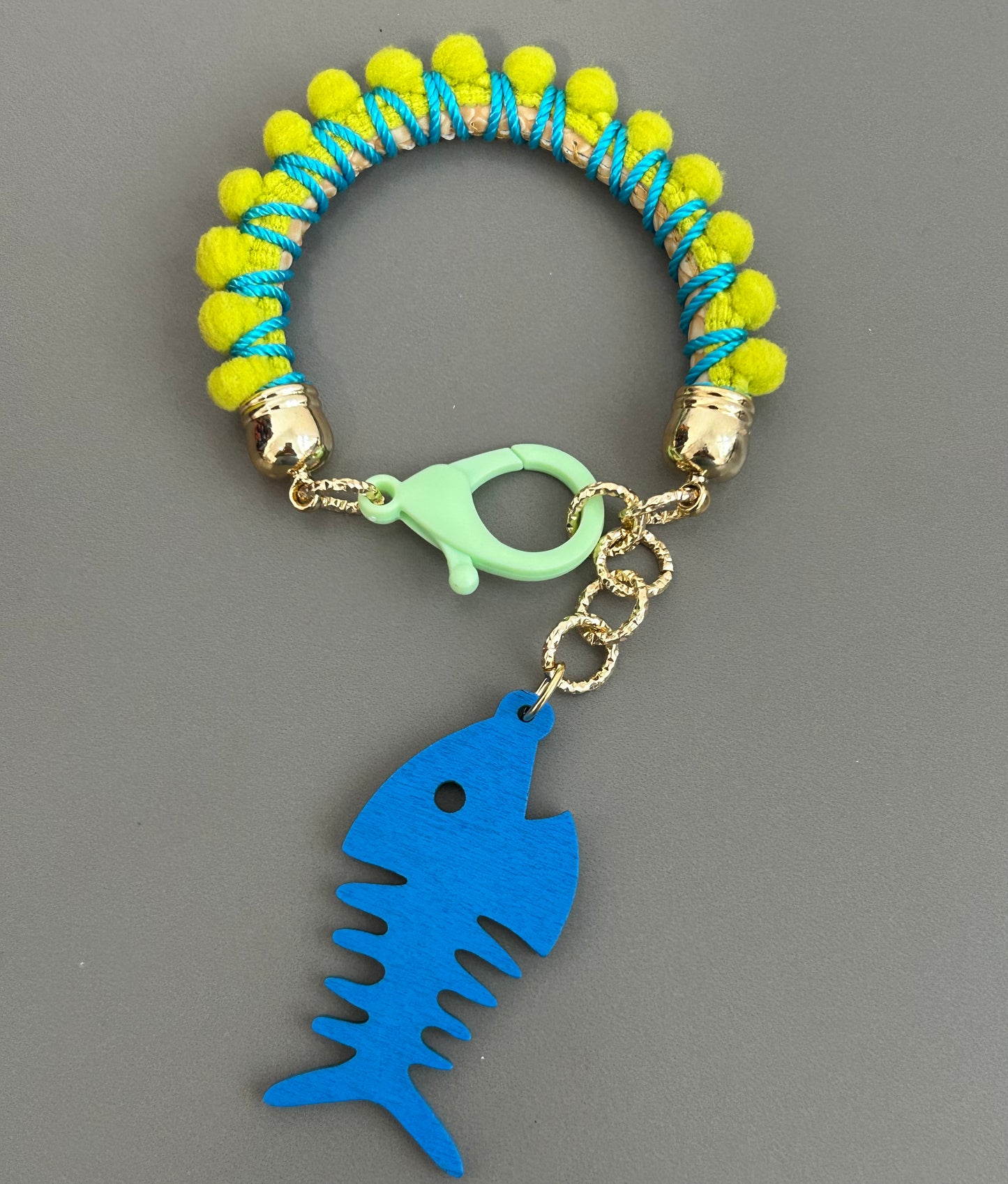 Green Bracelet Kit W/Shark #27543