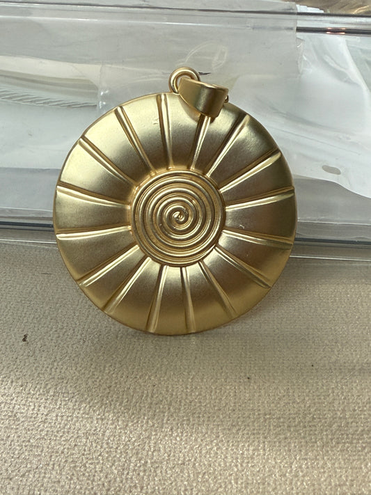 Matte charm