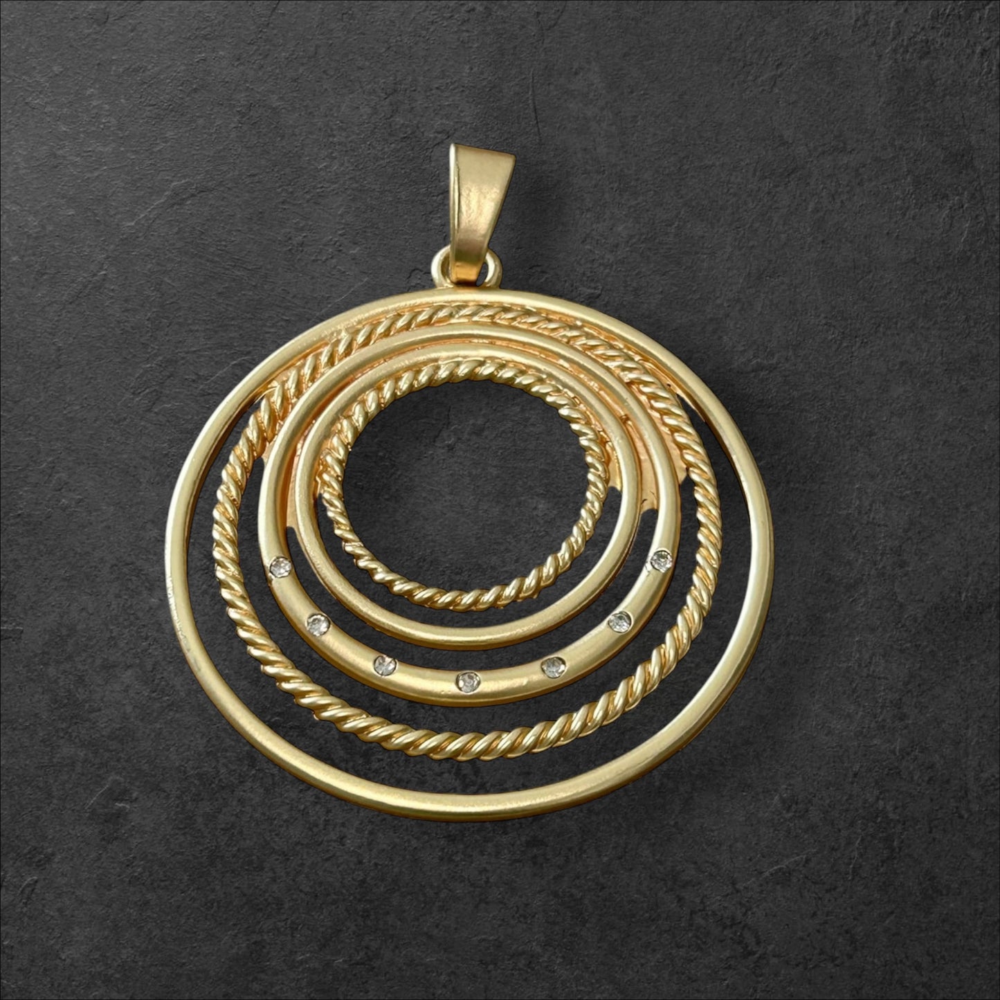 Matte charm