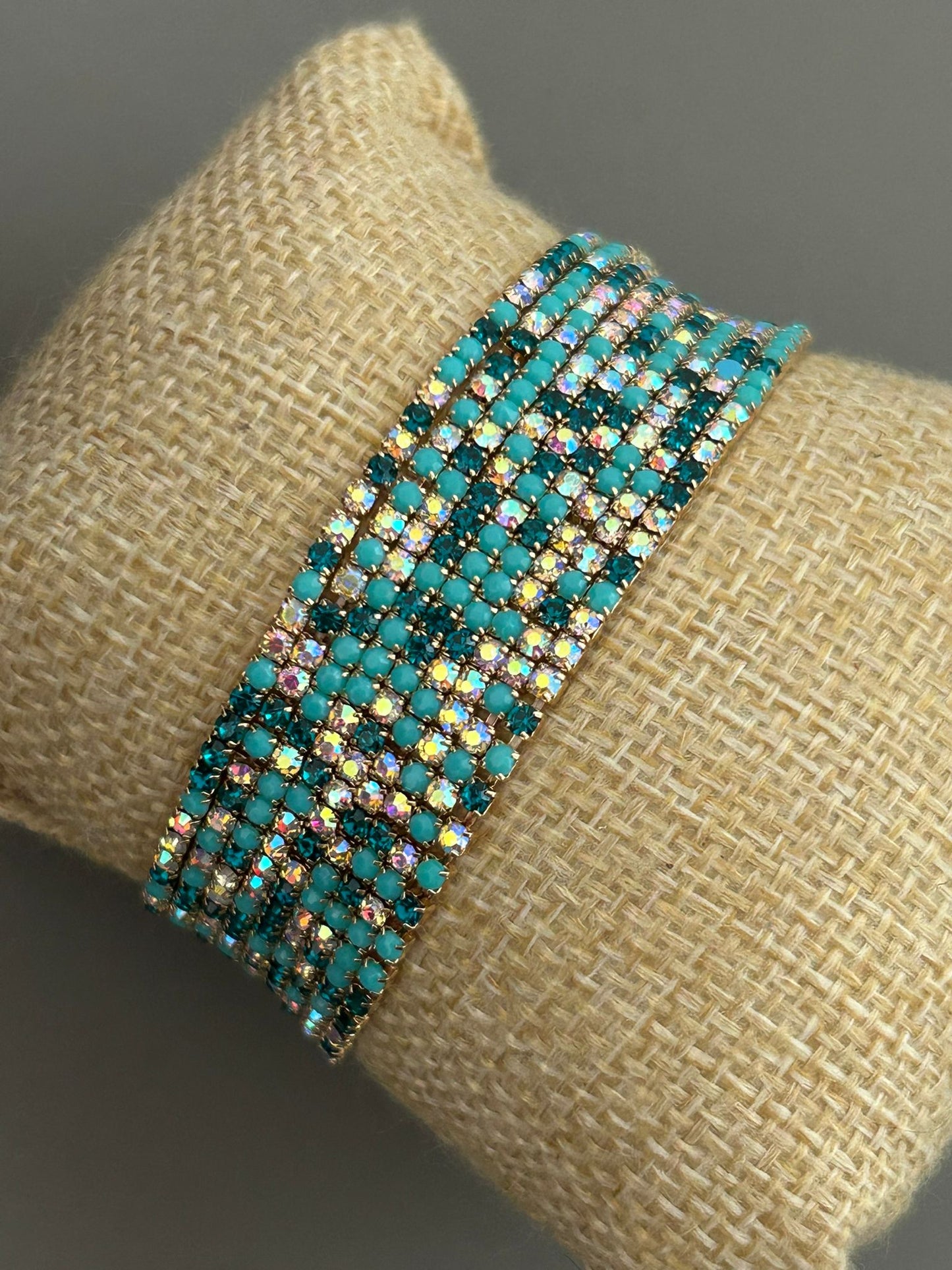 Stretchy Rhine bracelet