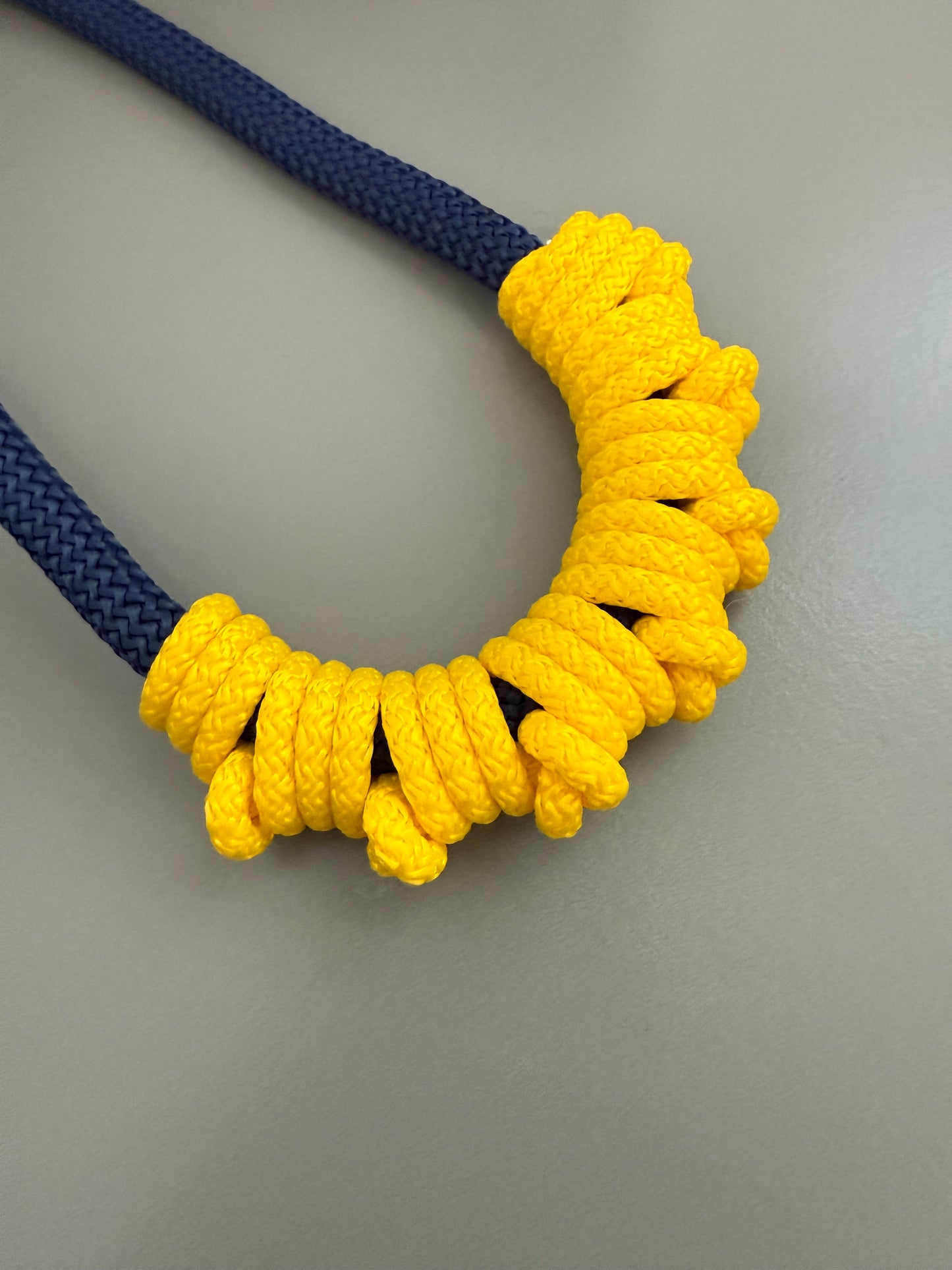 Taller collar en hilo 5mm y 10mm