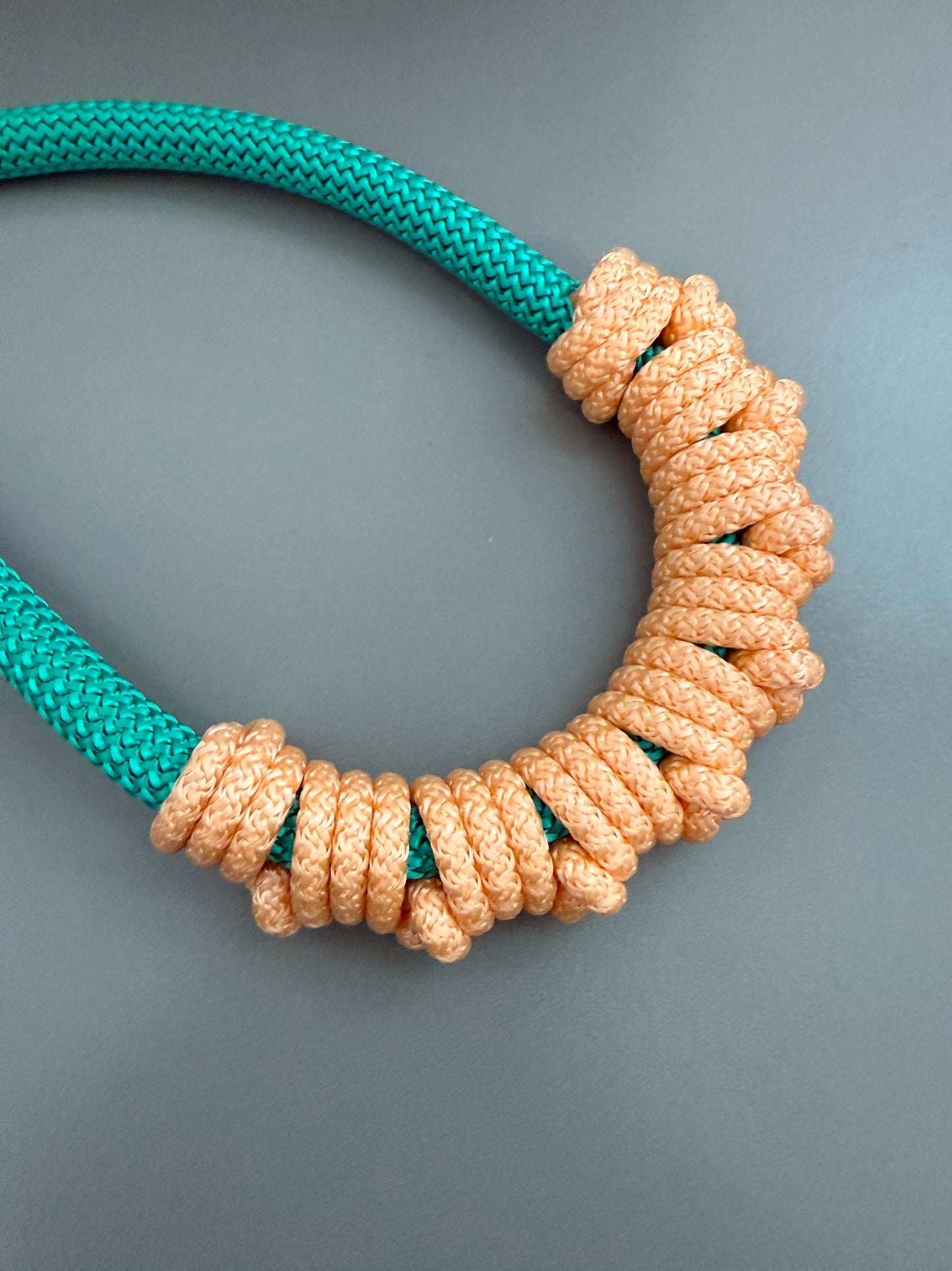 Taller collar en hilo 5mm y 10mm