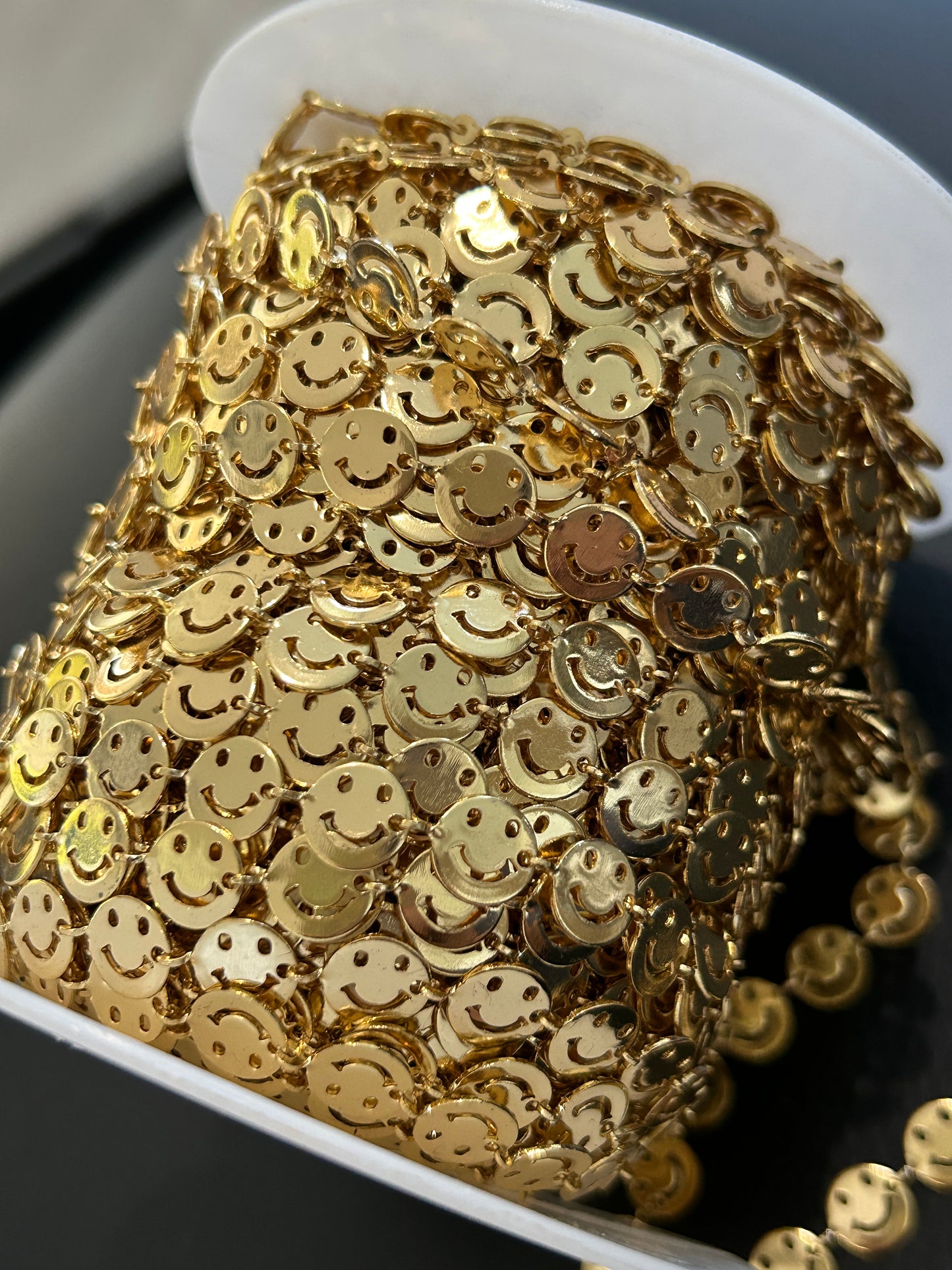 14k Happy face chain (SBM)