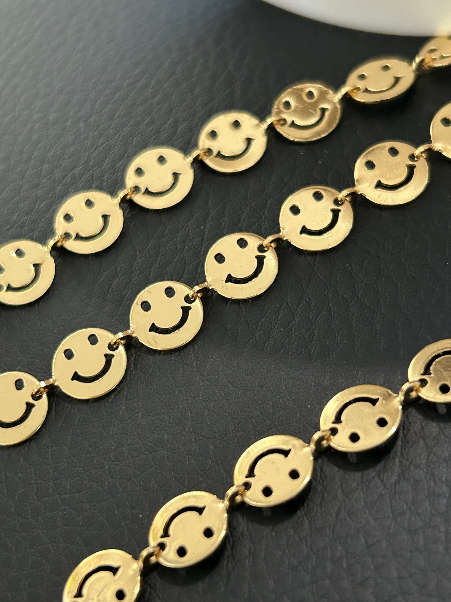 14k Happy face chain (SBM)