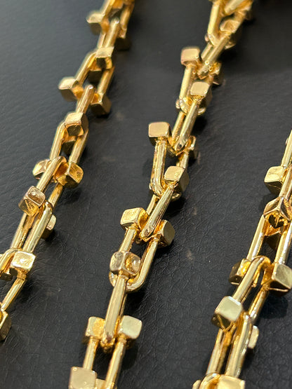 14k U chain by feet. High quality, non tarnish, 16x10mm. (SBM)