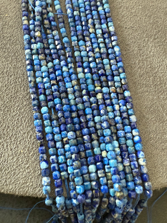 2x2mm lapis lazuli square(29984)
