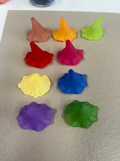 Lily Loose Resin Flower (29621)