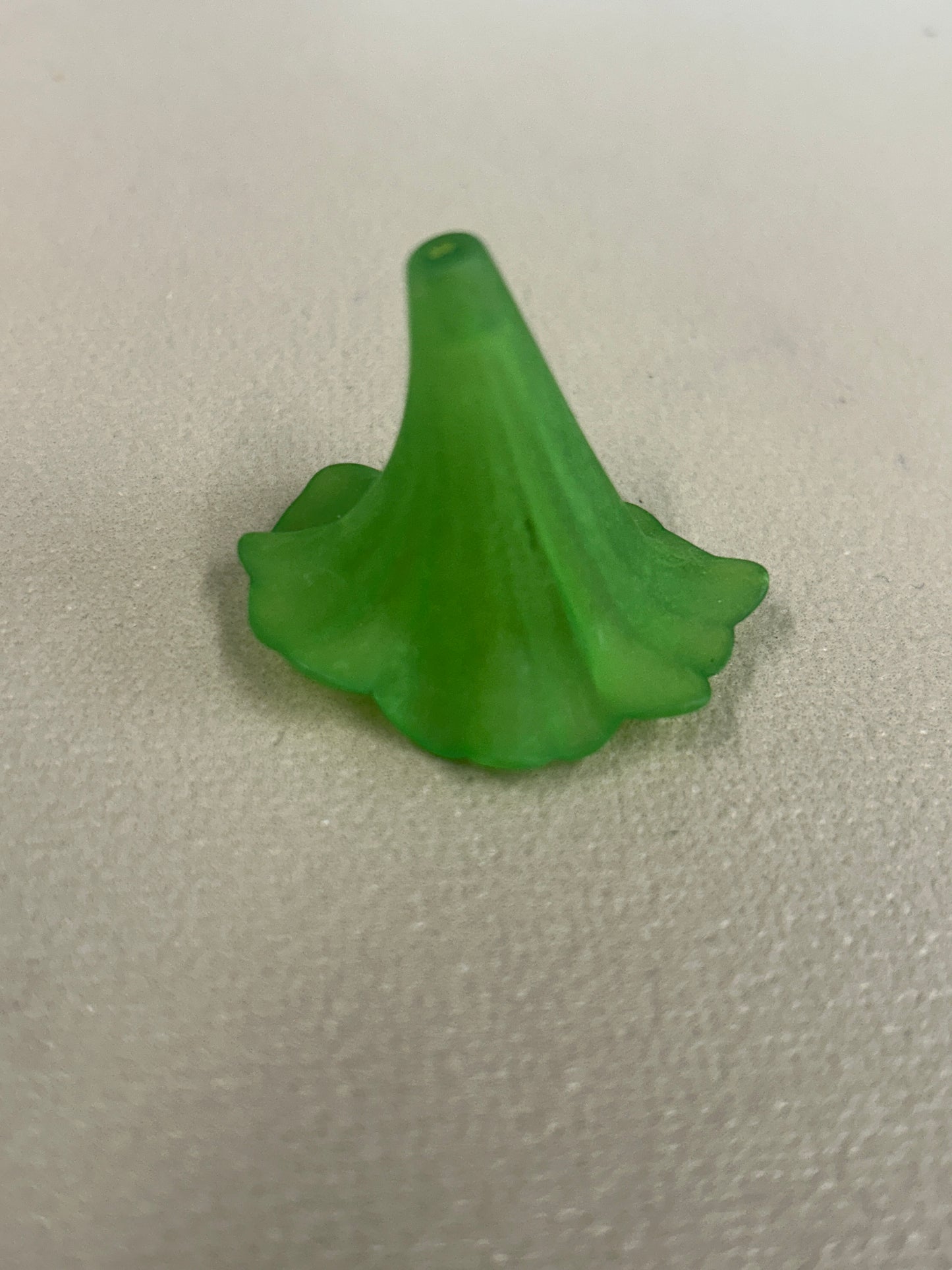 Lily Loose Resin Flower (29621)